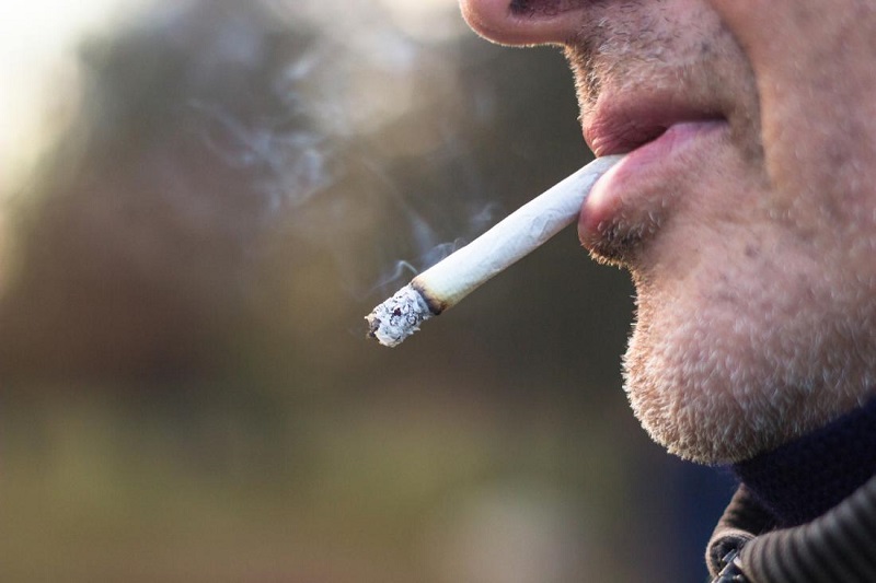 Hút thuốc lá nhiều không chỉ ảnh hưởng đến sức khỏe mà còn khiến tinh trùng yếu